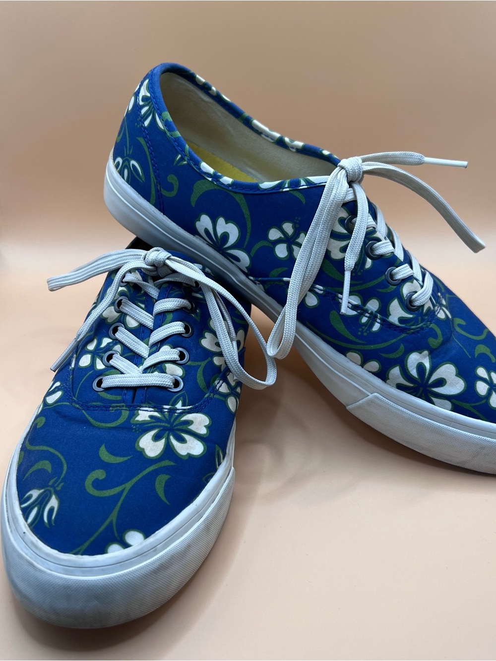 Legend Hoffman SeaVees Women’s sneakers size 10 Preppy Girly Daisy Poplin Twill